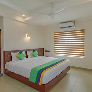 Hotel Treebo Amigos Residency Cochin Airport, Kochi