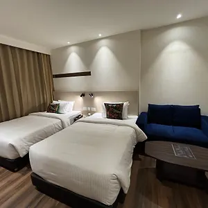 Hotel Presidency Airport, Kochi